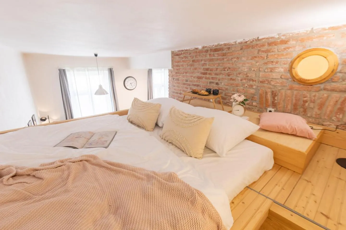 Daire Prague Days - Studio In Top Location - Lesser Town - Park Nearby